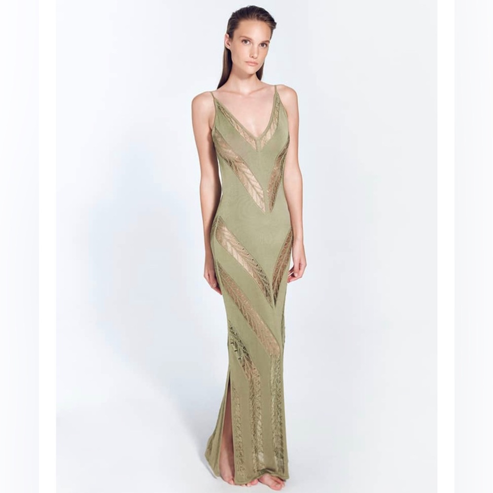 MOEVA green dress